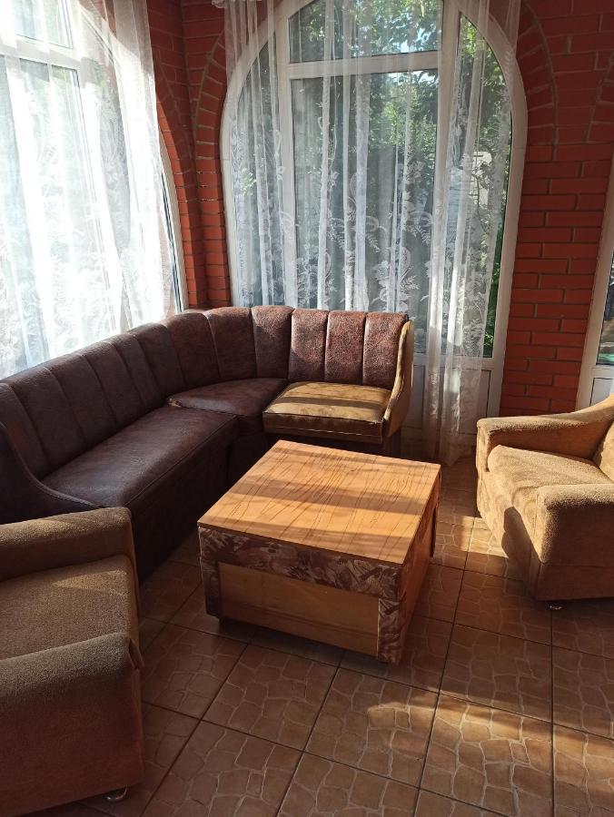 Петропавловская 16 Okhtyrka Exterior foto